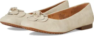 BORN Women's Petula Ballet Flat