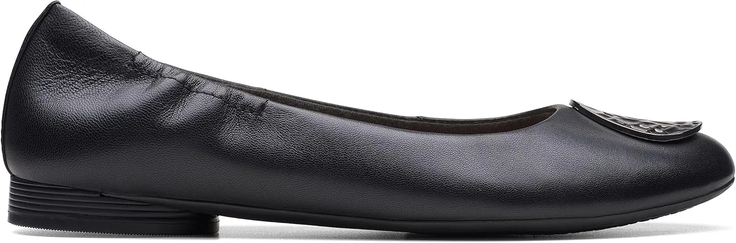 Clarks Women's Loreleigh Ave Ballet Flat