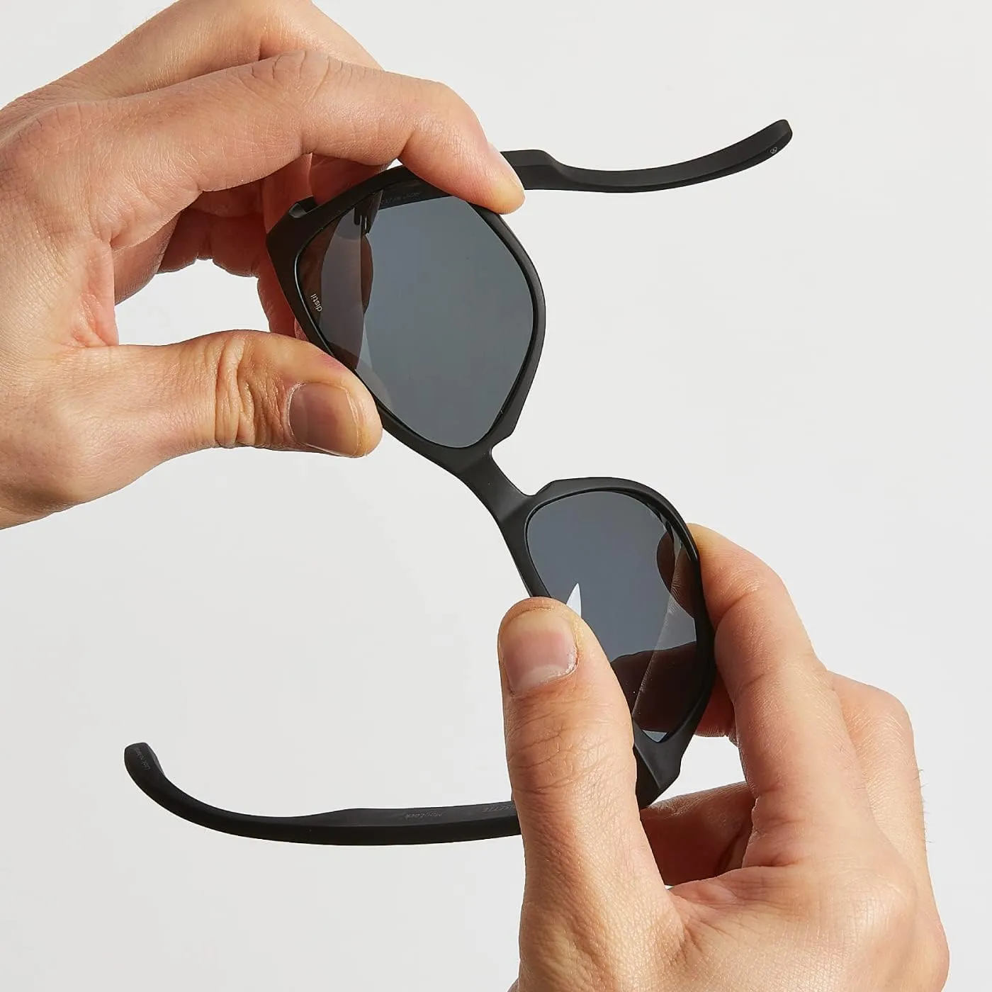 Distil Union Folly MagLock Seafarer Polarized Sunglasses | Lightweight, Flexible and Secure