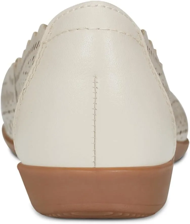 Earth Women's Etbria Ballet Flat