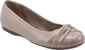 Earth Women's Jacci Ballet Flat