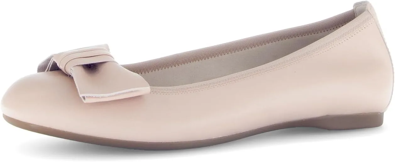 Gabor Women's 64.125 Loafer Flat
