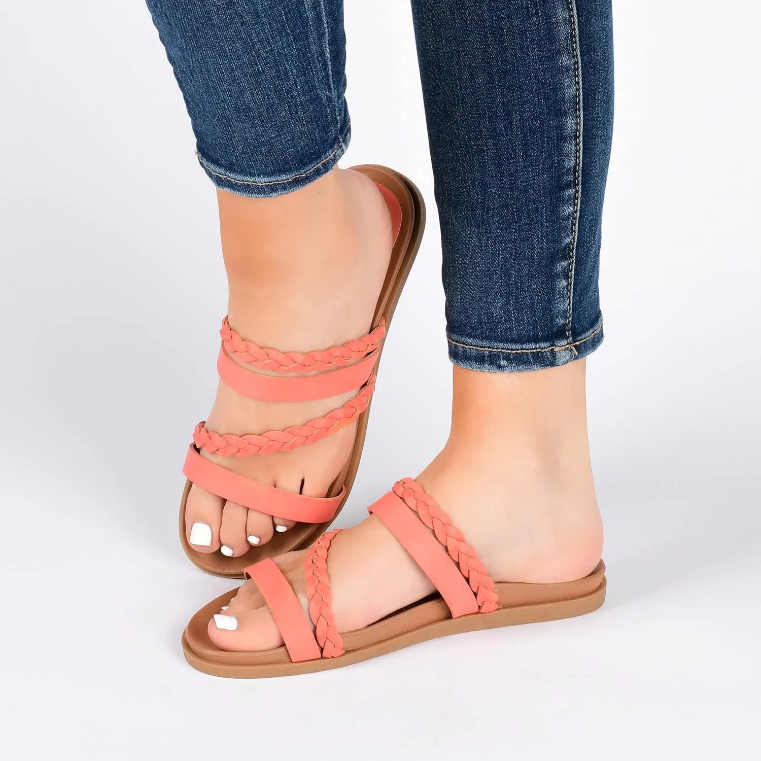 Journee Women's Colette Flat Sandals