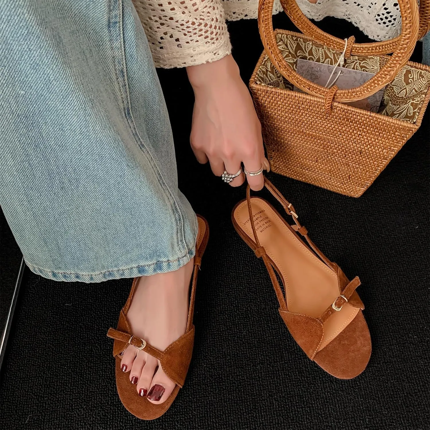 Kluolandi Women's Flat Sandals Open Toe Strappy Sandals Dressy Comfortable Ankle Strap Sandals for Women
