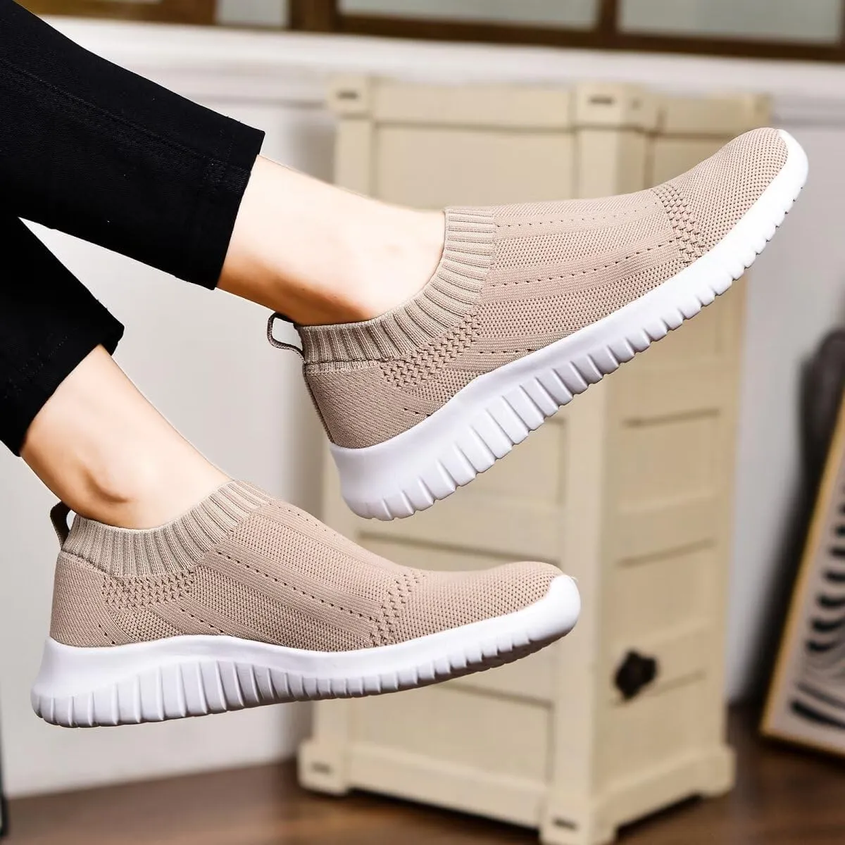 konhill Women's Slip On Sneakers Non Slip Walking Shoes Breathable Mesh Work Casual Lightweight Tennis Workout Shoes