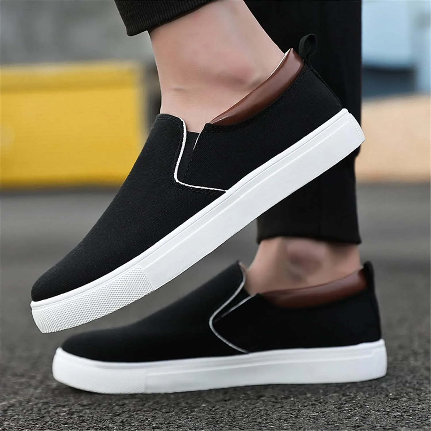 Men's Orthopedic Comfortable Slip-On Shoes Comfortable Lightweight Casual Walking Shoe Convenient Slip On Shoes