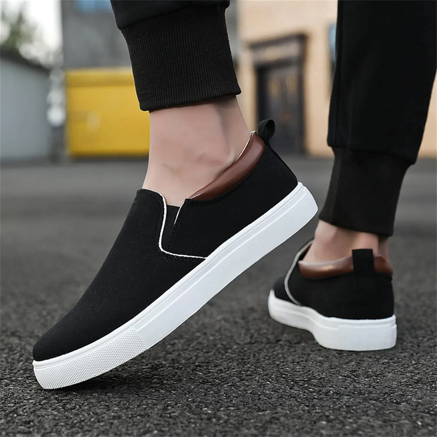 Men's Orthopedic Comfortable Slip-On Shoes Comfortable Lightweight Casual Walking Shoe Convenient Slip On Shoes