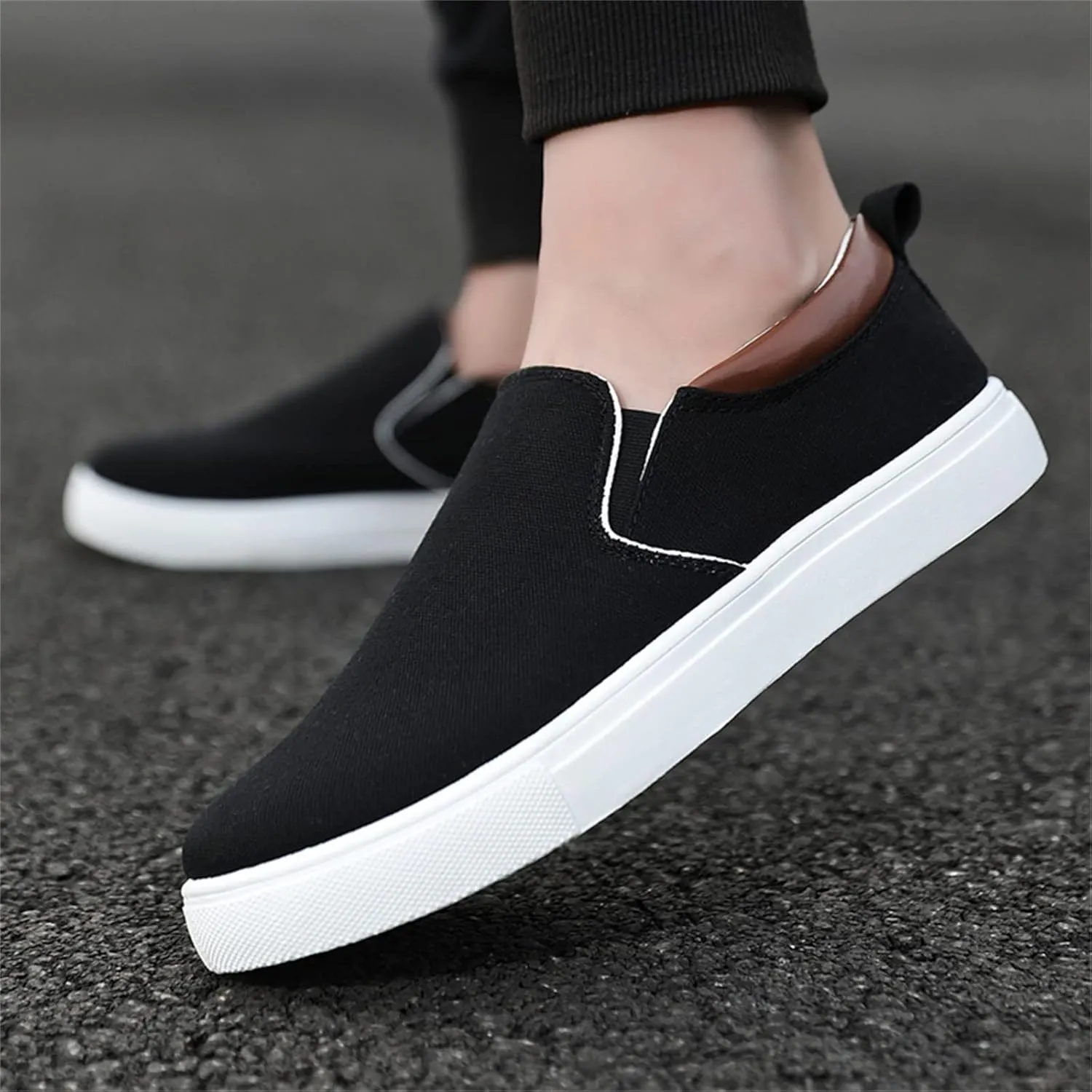 Men's Orthopedic Comfortable Slip-On Shoes Comfortable Lightweight Casual Walking Shoe Convenient Slip On Shoes