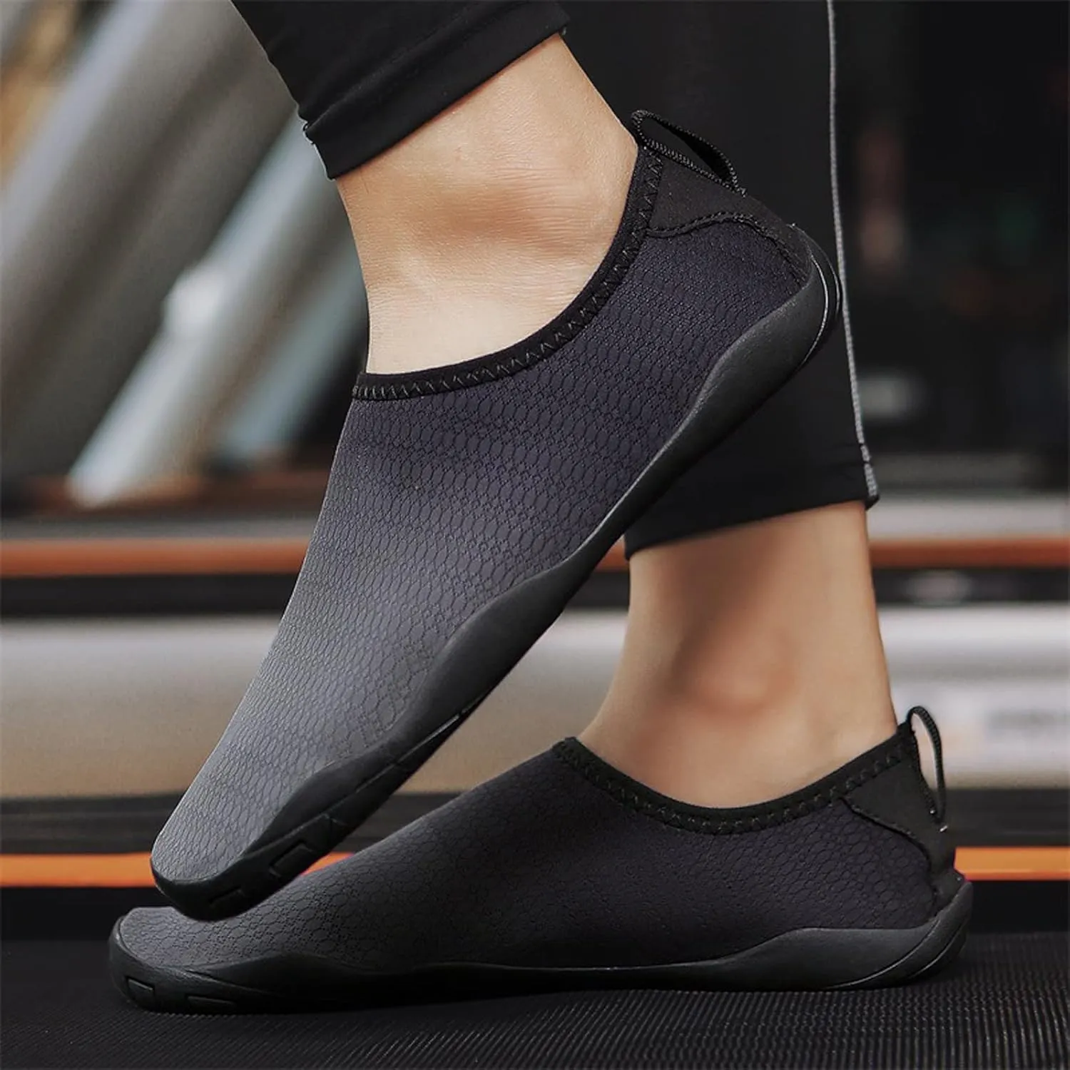 Mens Water Shoes Wide Width Extra Wide Large for Big Tall Men Barefoot Shoes Women Wide Water Shoes for Women Jogging Quick Dry Pool Sports Sneaker for Pool Beach Surf Walking Water Park