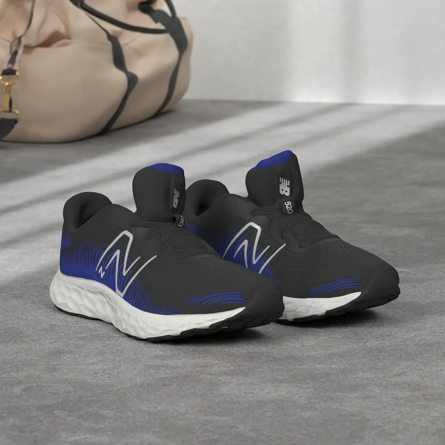 New Balance Men's 520 V8 Running Shoe