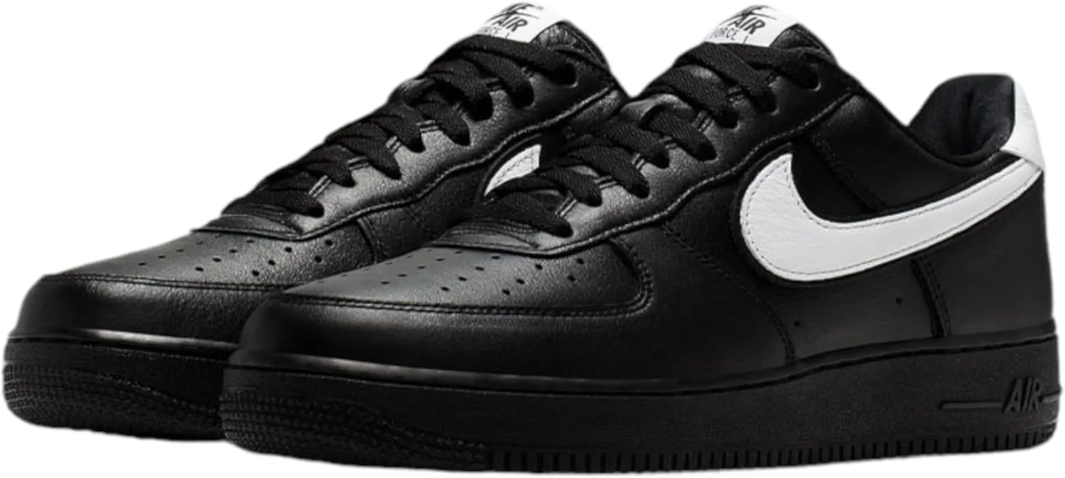 Nike Men's Classic Basketball Shoe