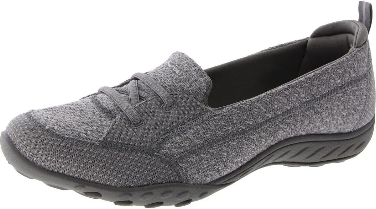 Skechers Women's Relaxed Fit Breathe-Easy Holding Line Slip-On Sneaker