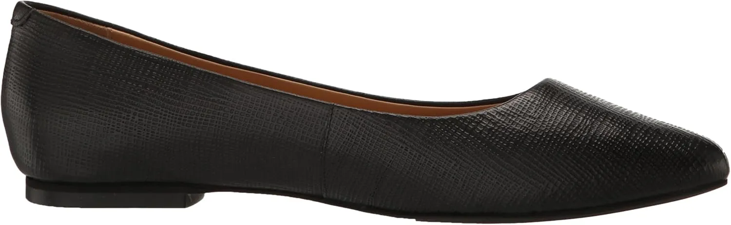 Trotters Women's Estee Ballet Flat