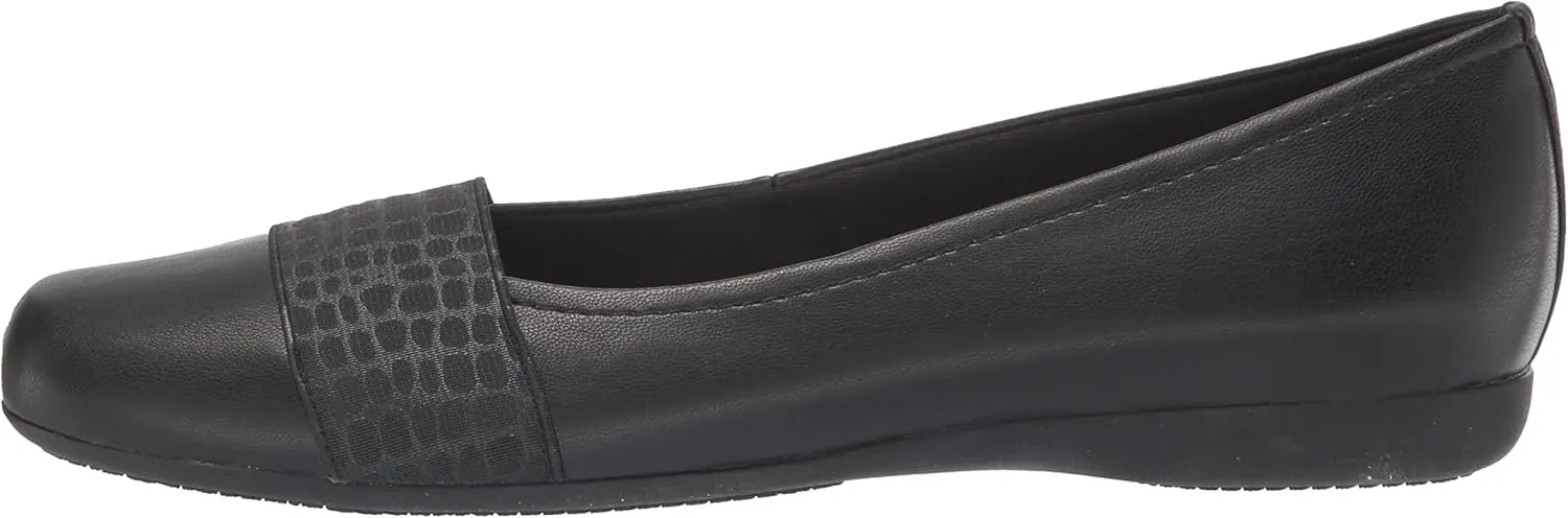 Trotters Women's Sarina Flat