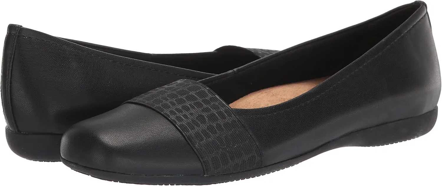 Trotters Women's Sarina Flat