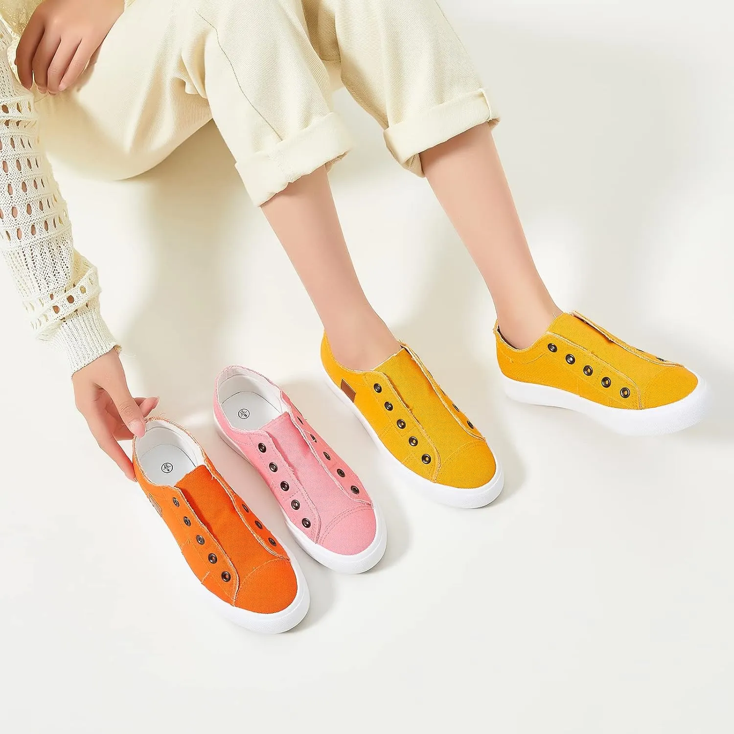 Women's Slip on Shoes Non Slip Fashion Canvas Sneakers Low Top Casual Shoes